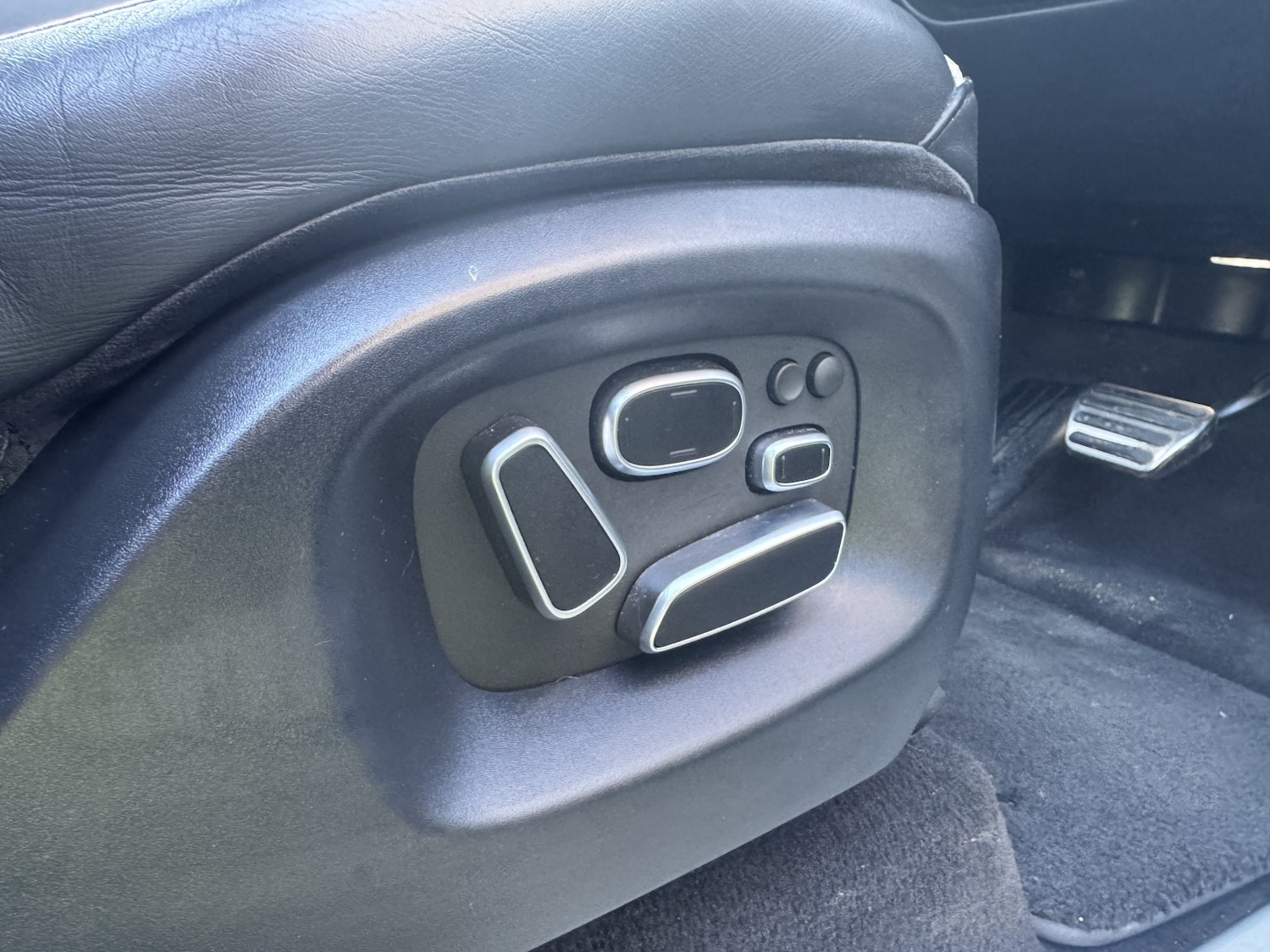 Used Land Rover Range Rover Sport 2015 for sale - 77921454: Photo 25