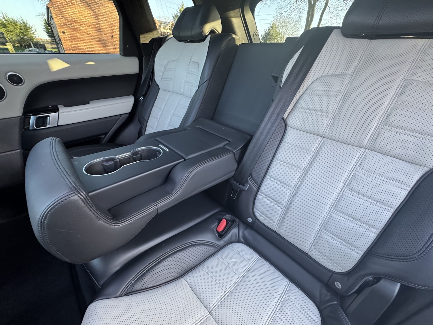 Used Land Rover Range Rover Sport 2015 for sale - 77921454: Photo 28