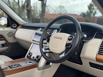 Used Land Rover Range Rover 2020 for sale - 76784974: Photo