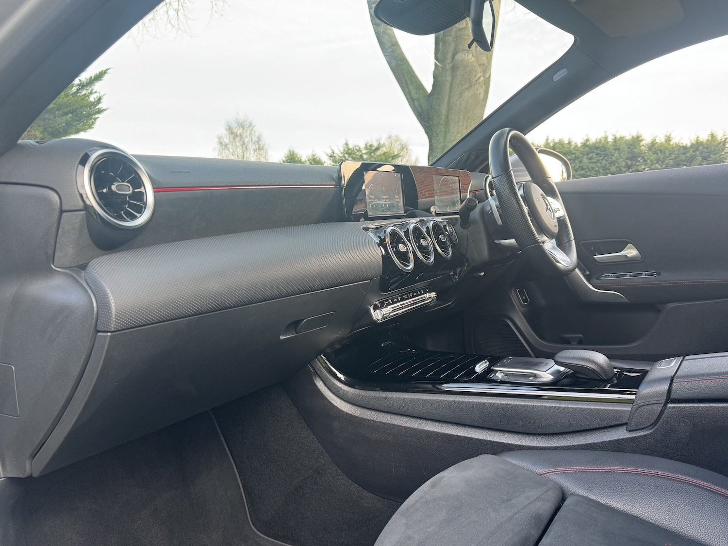 Used Mercedes-Benz A-Class 2020 for sale - 76848634: Photo 8