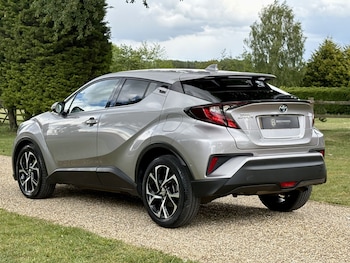 Used Toyota C-HR 2021 for sale - 78571344: Photo