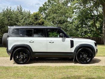 Used Land Rover Defender 110 2021 for sale - 78807723: Photo