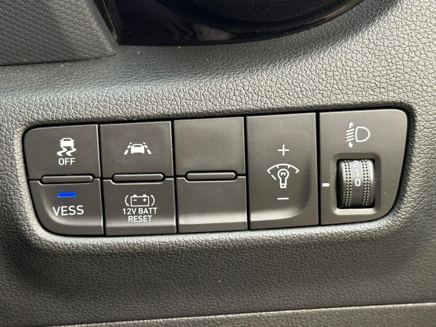 Used Hyundai KONA 2020 for sale - 77438320: Photo 23