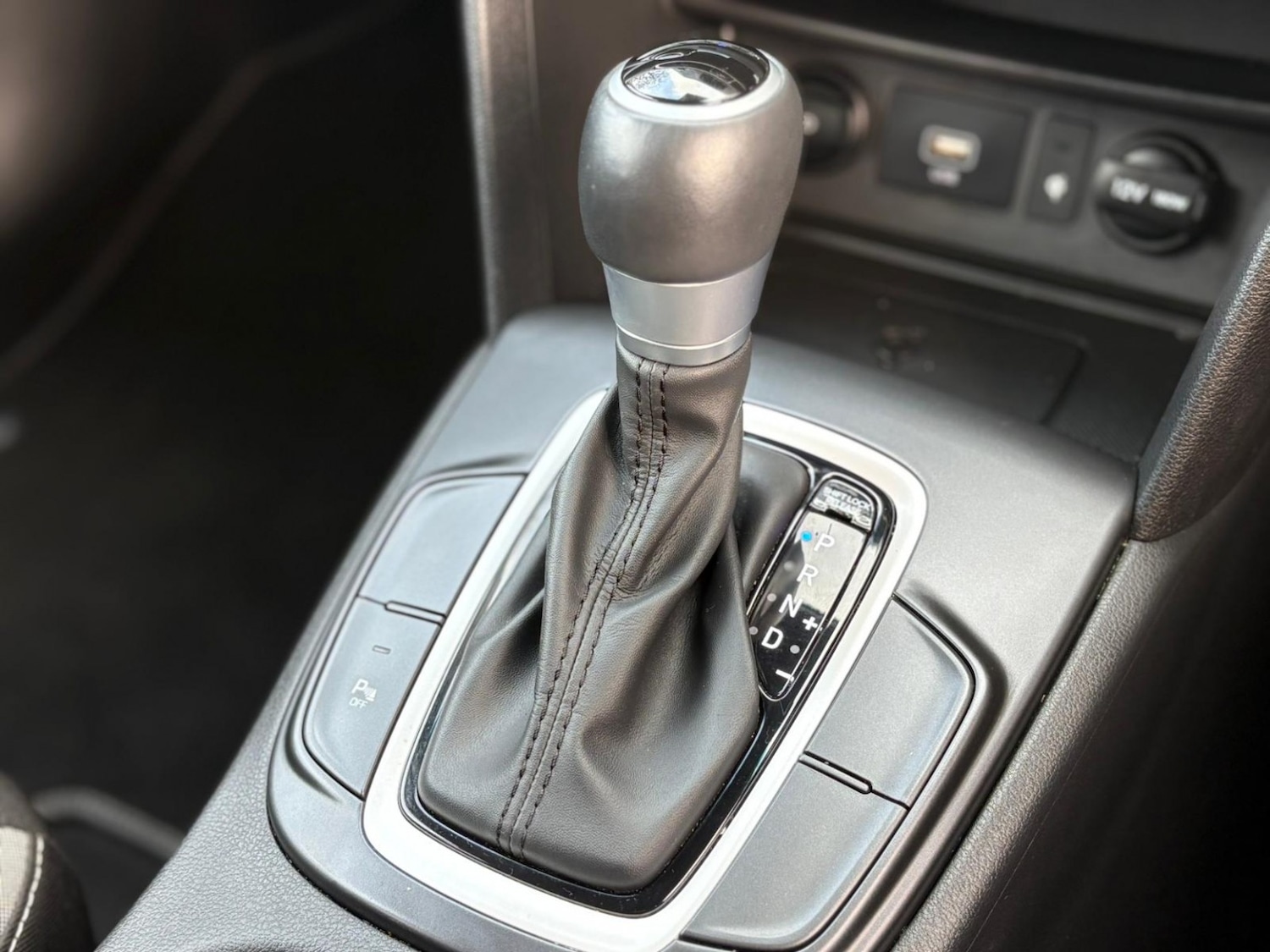 Used Hyundai KONA 2020 for sale - 77438320: Photo 3