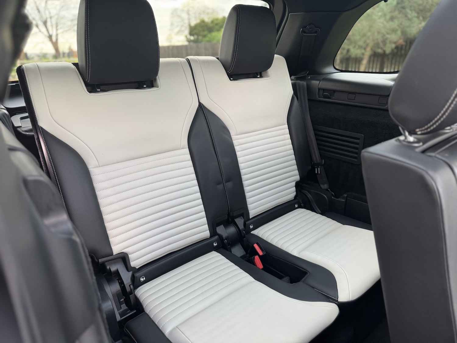 Used Land Rover Discovery 2021 for sale - 76848667: Photo 14