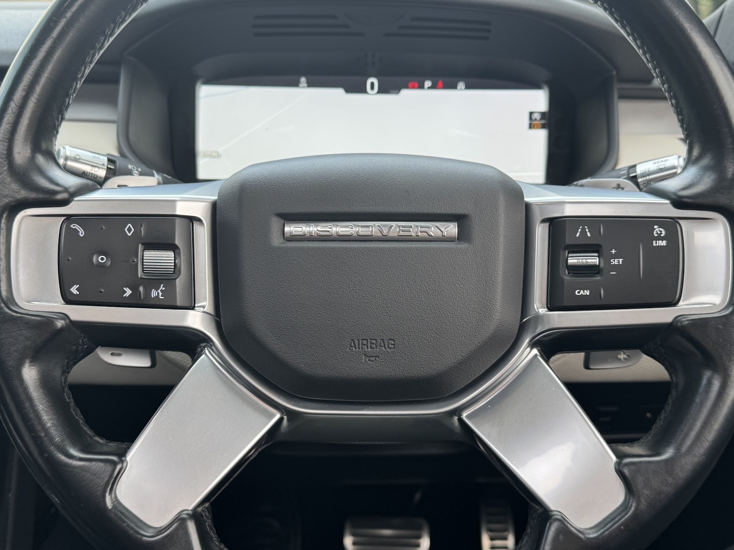 Used Land Rover Discovery 2021 for sale - 76848667: Photo 25