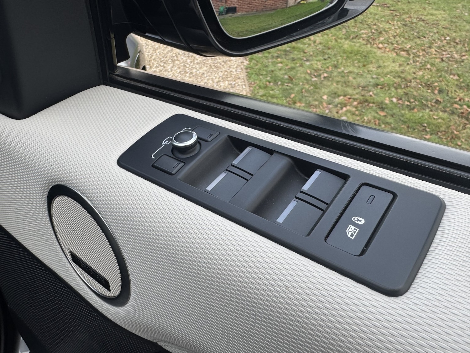 Used Land Rover Discovery 2021 for sale - 76848667: Photo 27