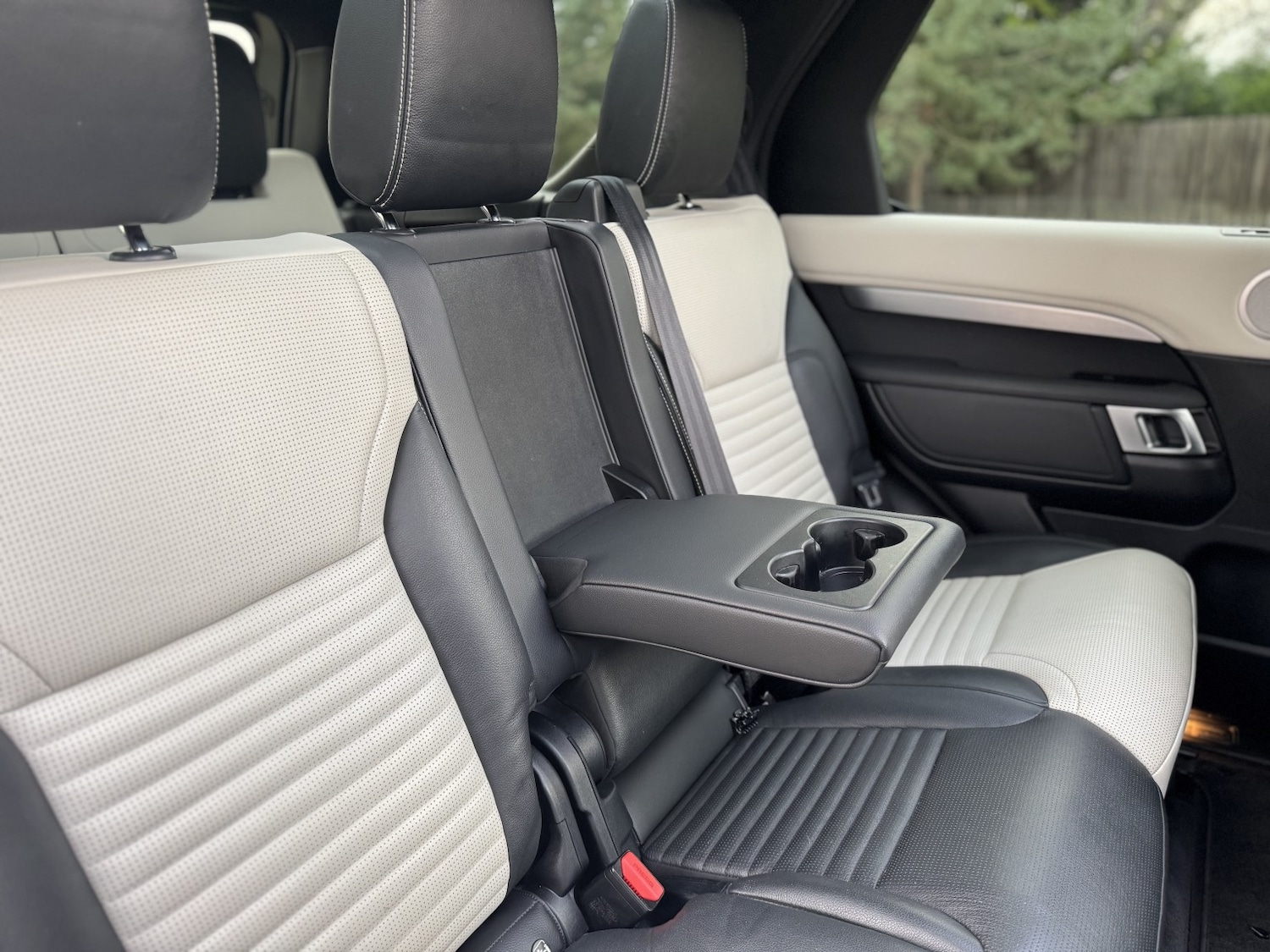 Used Land Rover Discovery 2021 for sale - 76848667: Photo 32