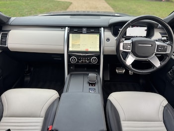 Used Land Rover Discovery 2021 for sale - 76848667: Photo