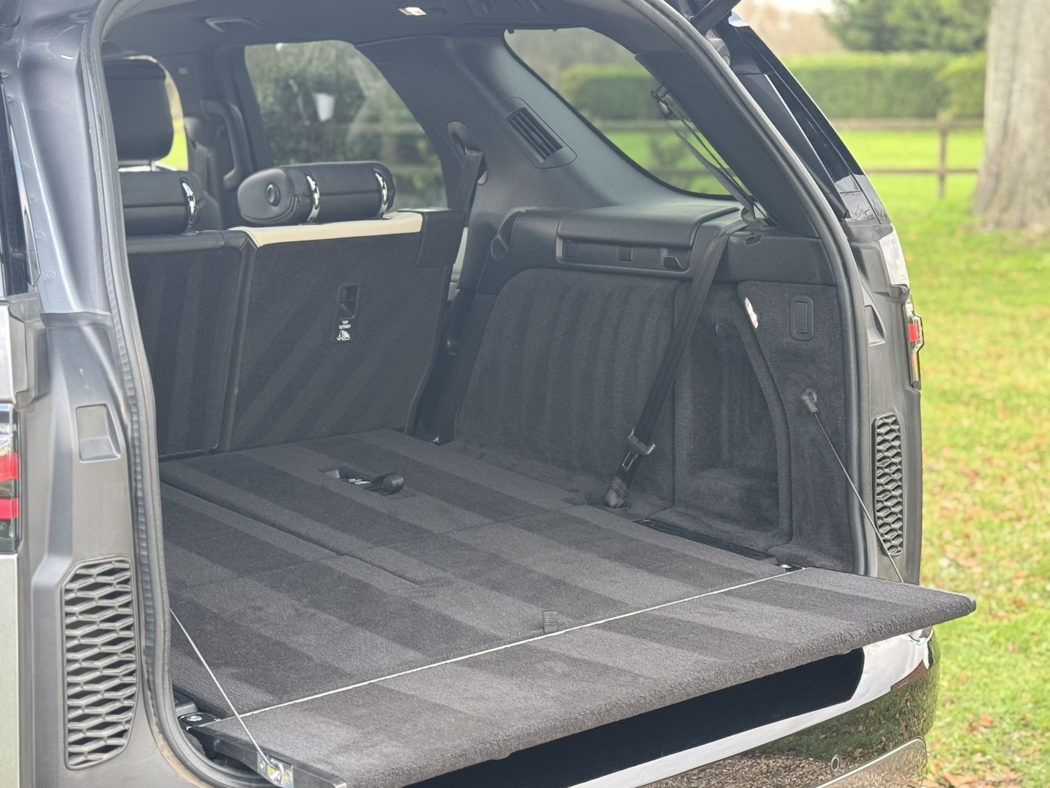 Used Land Rover Discovery 2021 for sale - 76848667: Photo 53