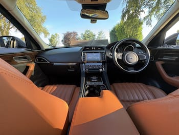 Used Jaguar F-Pace 2016 for sale - 79819703: Photo
