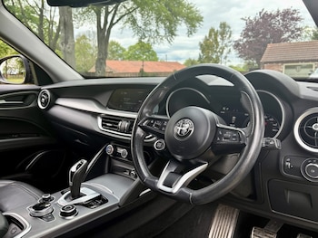 Used Alfa Romeo Stelvio 2022 for sale - 78480038: Photo