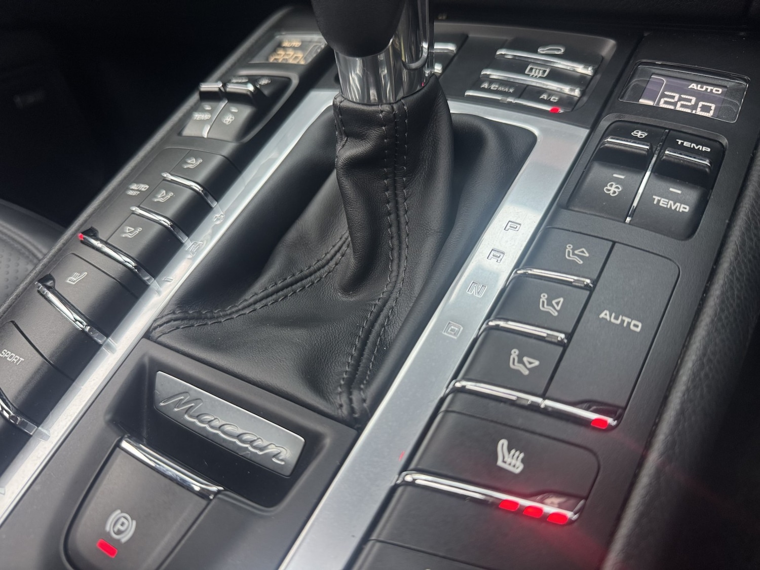 Used Porsche Macan 2021 for sale - 77237113: Photo 23