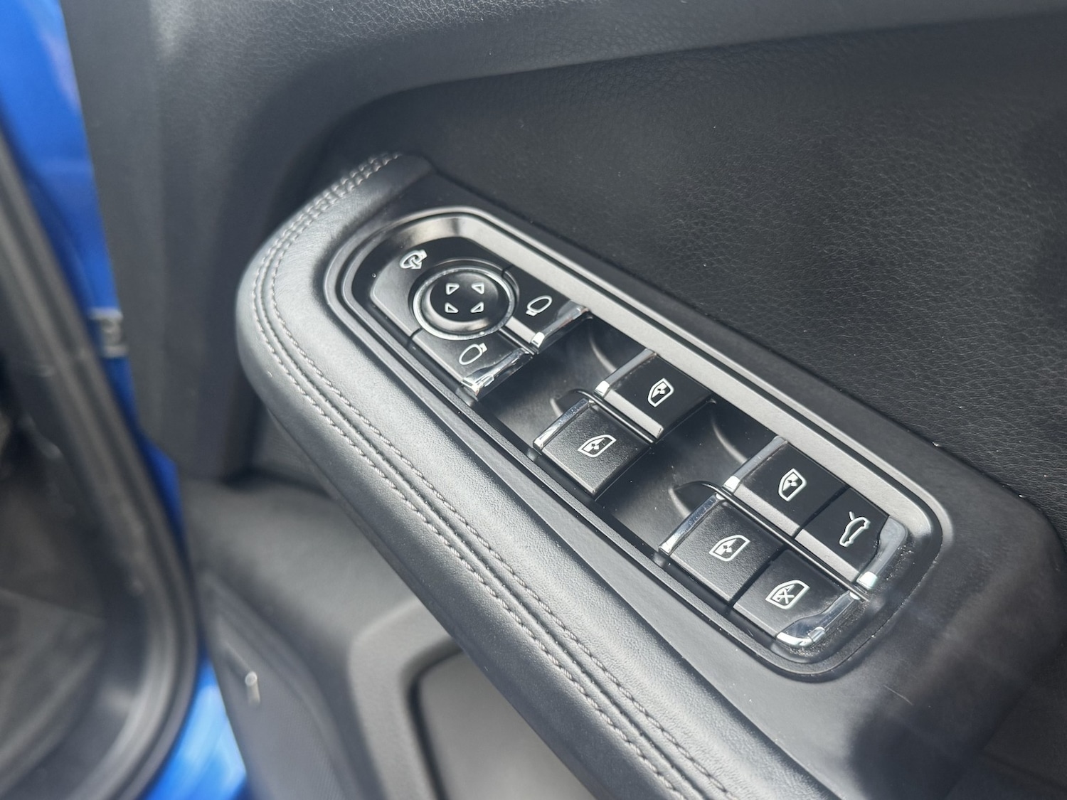 Used Porsche Macan 2021 for sale - 77237113: Photo 27