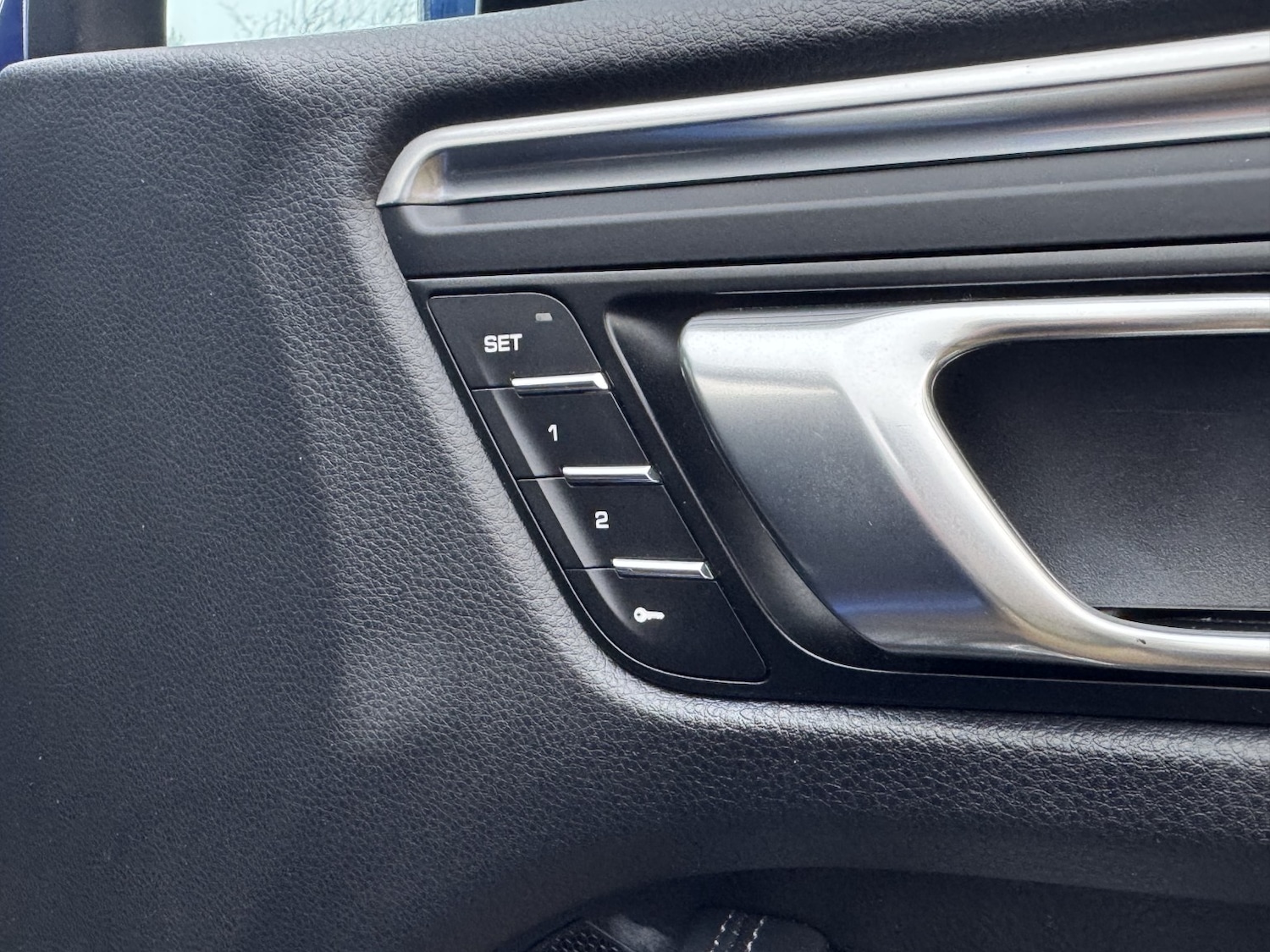 Used Porsche Macan 2021 for sale - 77237113: Photo 29