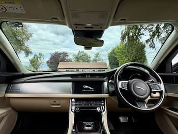 Used Jaguar XF 2019 for sale - 79755795: Photo