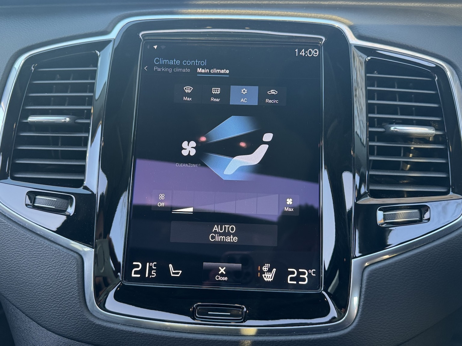 Used Volvo XC90 2020 for sale - 76784970: Photo 27