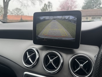 Used Mercedes-Benz GLA 2018 for sale - 77915719: Photo