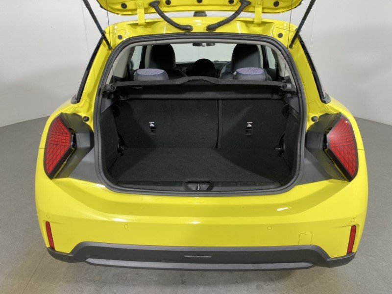 Used MINI Cooper 2024 for sale - 76982325: Photo 13