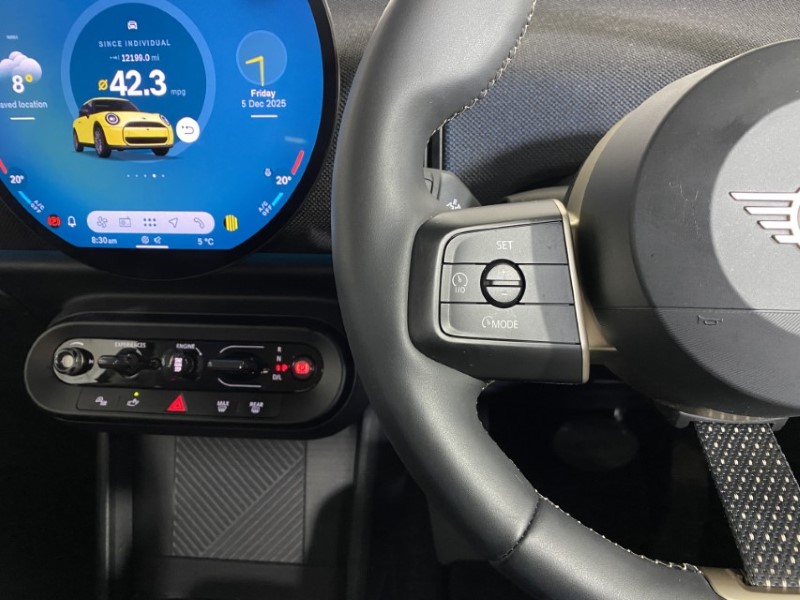 Used MINI Cooper 2024 for sale - 76982325: Photo 18