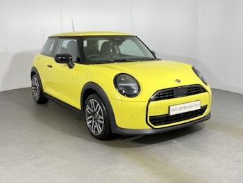 Used MINI Cooper 2024 for sale - 76982325: Photo