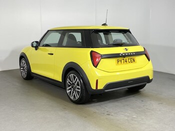 Used MINI Cooper 2024 for sale - 76982325: Photo