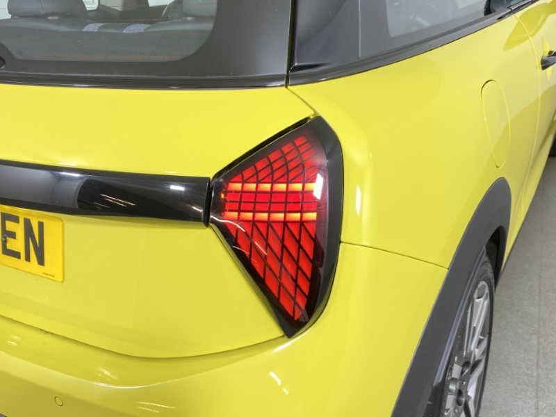 Used MINI Cooper 2024 for sale - 76982325: Photo 34