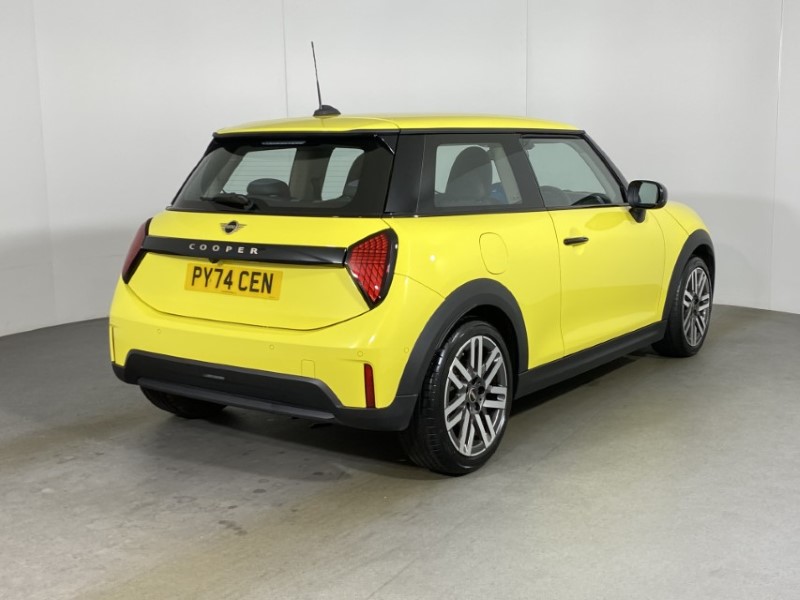 Used MINI Cooper 2024 for sale - 76982325: Photo 42