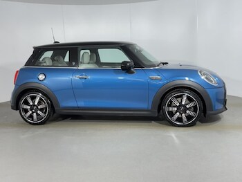 Used MINI Hatch 2022 for sale - 77063486: Photo