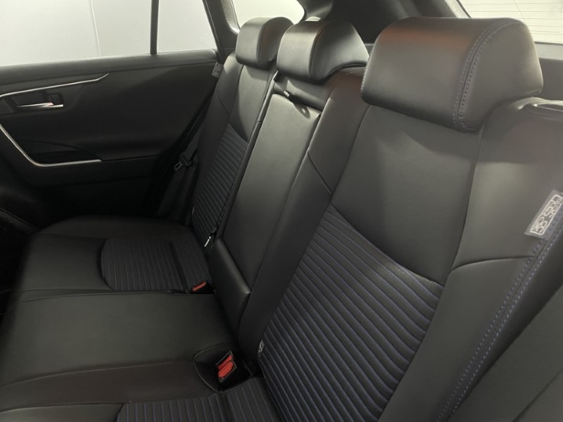 Used Toyota RAV4 2020 for sale - 76981200: Photo 12