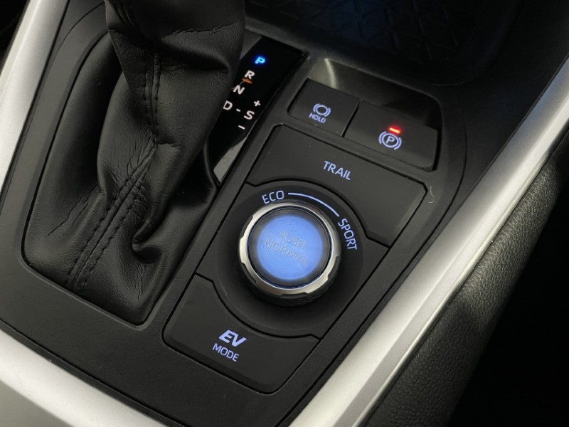 Used Toyota RAV4 2020 for sale - 76981200: Photo 20