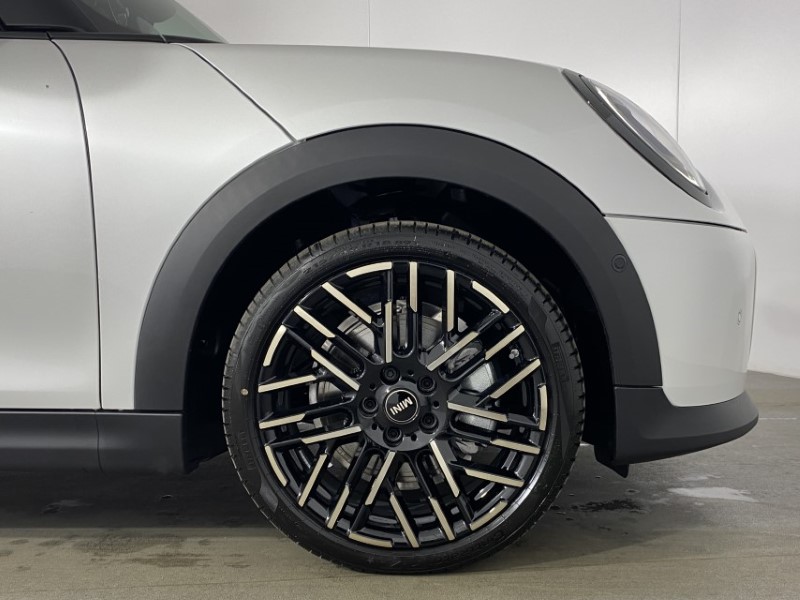 Used MINI Cooper 2025 for sale - 76982258: Photo 14