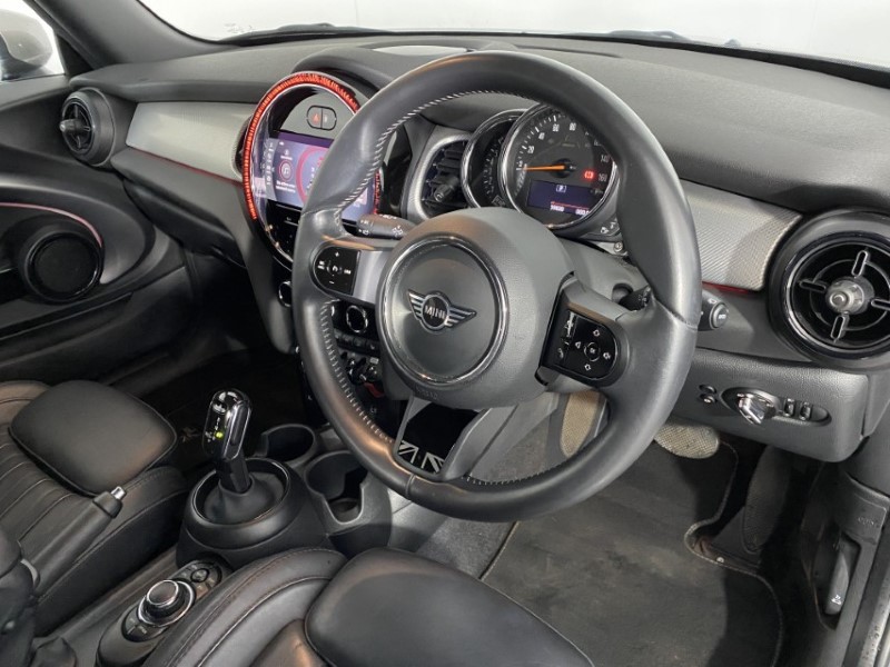 Used MINI Hatch 2022 for sale - 76981749: Photo 6