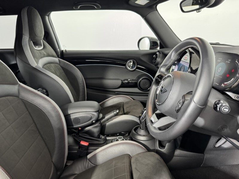 Used MINI Hatch 2021 for sale - 77687501: Photo 11