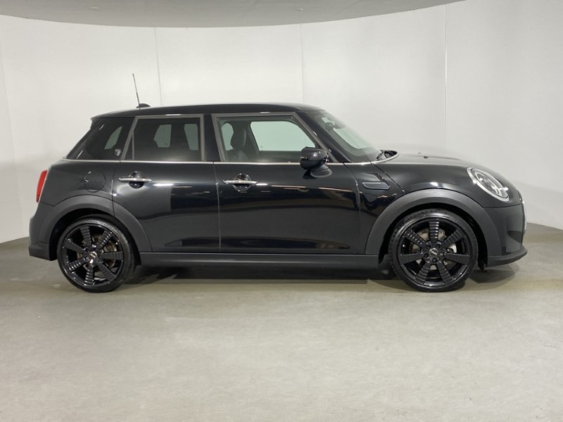 Used MINI Hatch 2023 for sale - 76982357: Photo 3