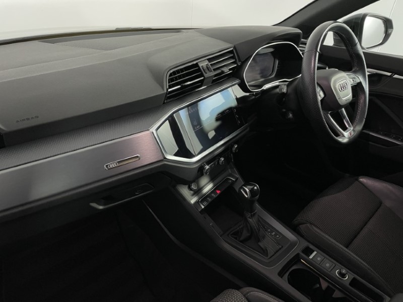 Used Audi Q3 2021 for sale - 76981670: Photo 7