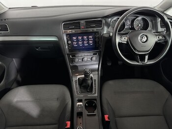 Used Volkswagen Golf 2020 for sale - 77063483: Photo