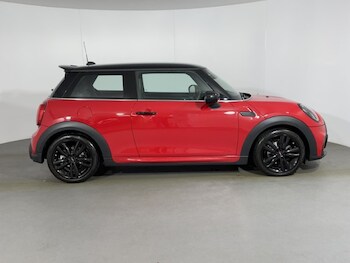 Used MINI Hatch 2023 for sale - 76981780: Photo