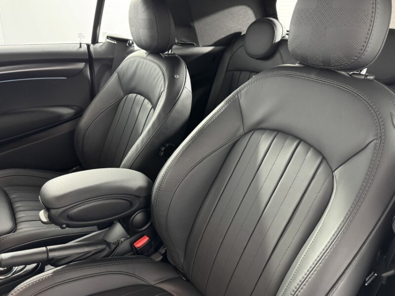 Used MINI Convertible 2023 for sale - 77687515: Photo 31