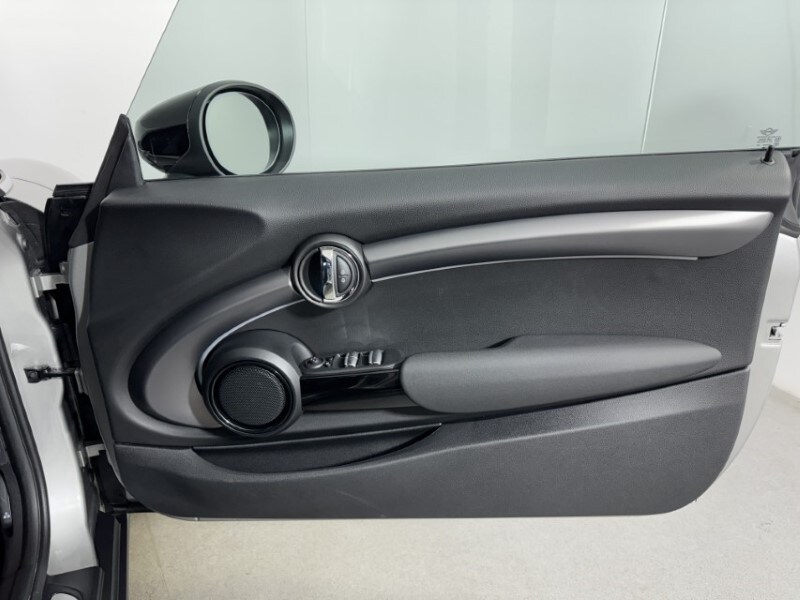 Used MINI Convertible 2023 for sale - 77687515: Photo 33