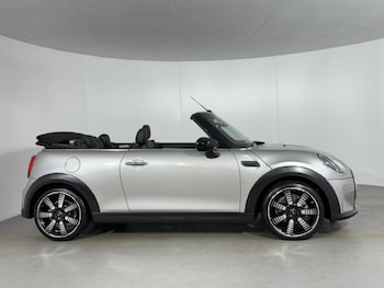 Used MINI Convertible 2023 for sale - 77687515: Photo