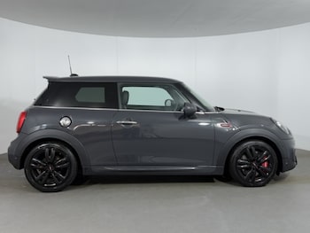 Used MINI Hatch 2019 for sale - 78042281: Photo