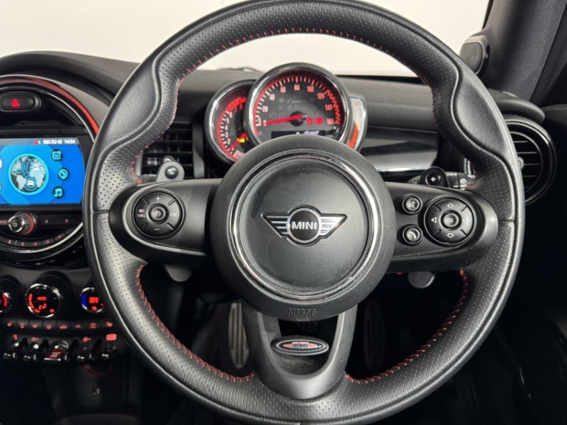 Used MINI Hatch 2019 for sale - 78042281: Photo 5