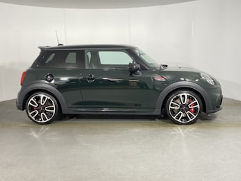 Used MINI Hatch 2023 for sale - 76982486: Photo