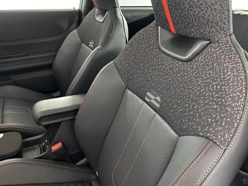 Used MINI Cooper 2024 for sale - 76981733: Photo 35