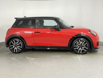Used MINI Cooper 2024 for sale - 76981733: Photo