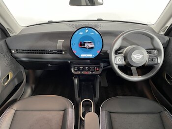 Used MINI Cooper 2024 for sale - 76981002: Photo