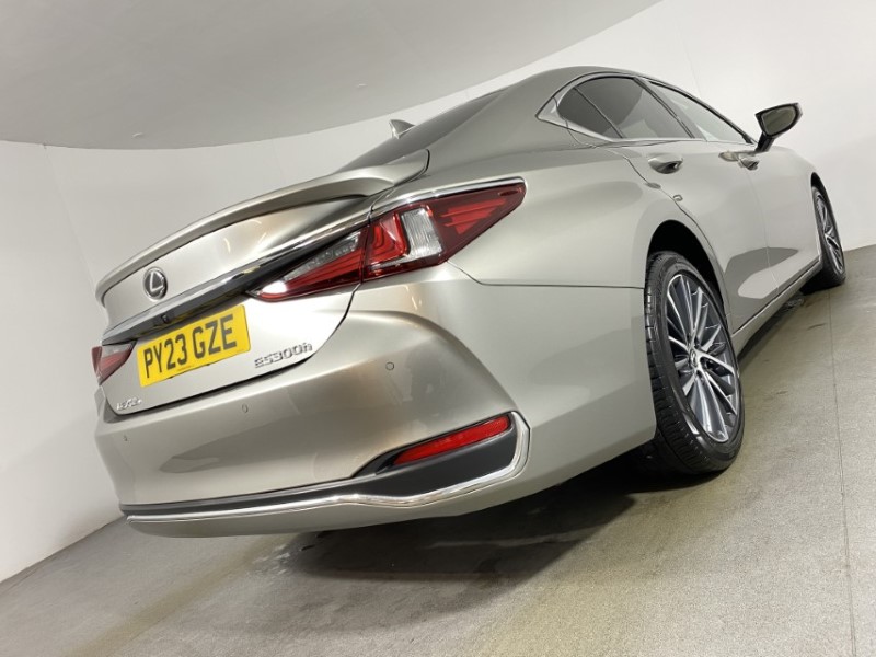 Used Lexus ES 2023 for sale - 76981682: Photo 42