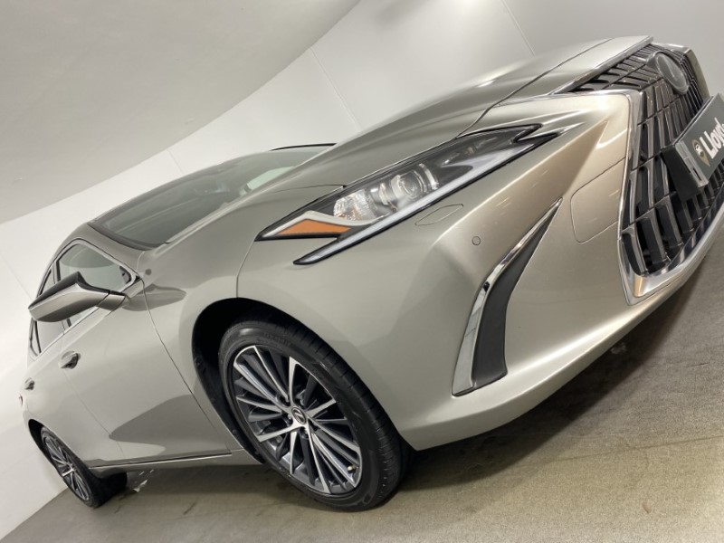 Used Lexus ES 2023 for sale - 76981682: Photo 52