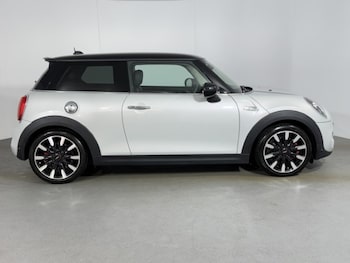 Used MINI Hatch 2019 for sale - 78744848: Photo